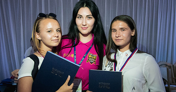 программы в Чехии eurostudz